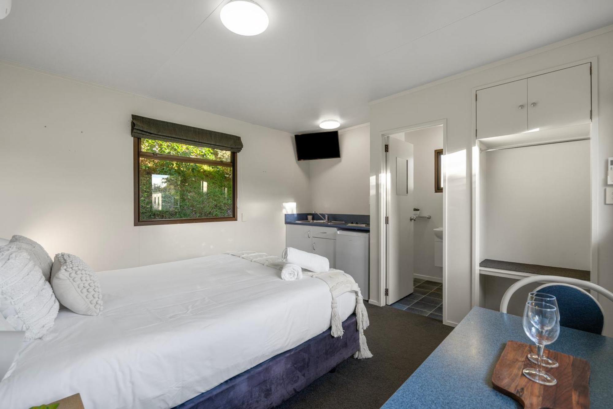 Tasman Holiday Parks Picton Zewnętrze zdjęcie A studio apartment