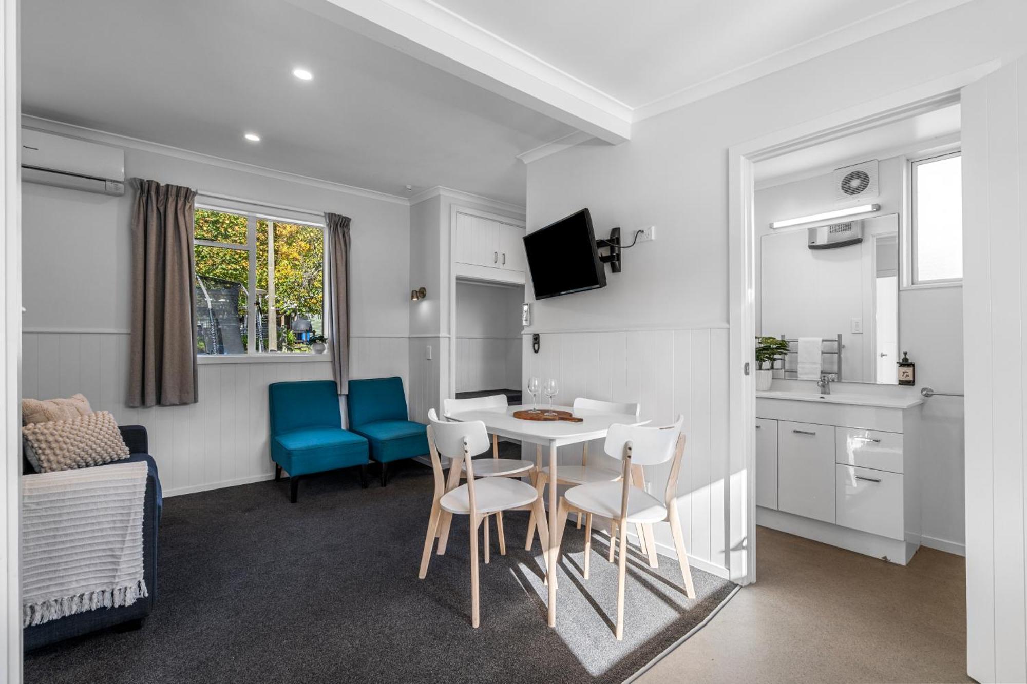 Tasman Holiday Parks Picton Zewnętrze zdjęcie A typical studio apartment